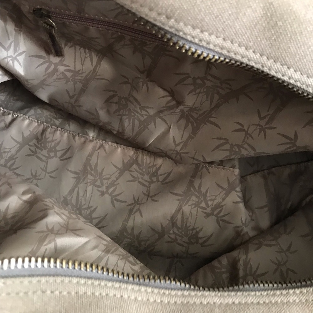 Tommy Bahama Carry On Canvas Carry On - Picture 6 of 8